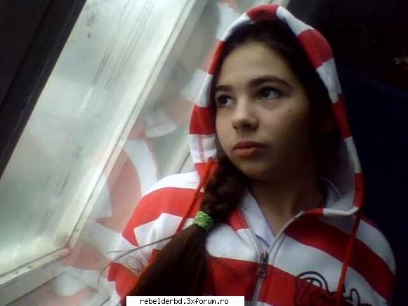 poze cu noi - ~>Dulce-Maria<~ - Sa vb despre noi..*