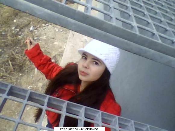 poze cu noi - ~>Dulce-Maria<~ - Sa vb despre noi..*